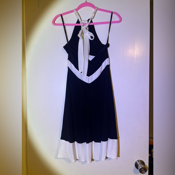 Vintage Black and white Bebe keyhole halter dress - small - Picture 2 of 3